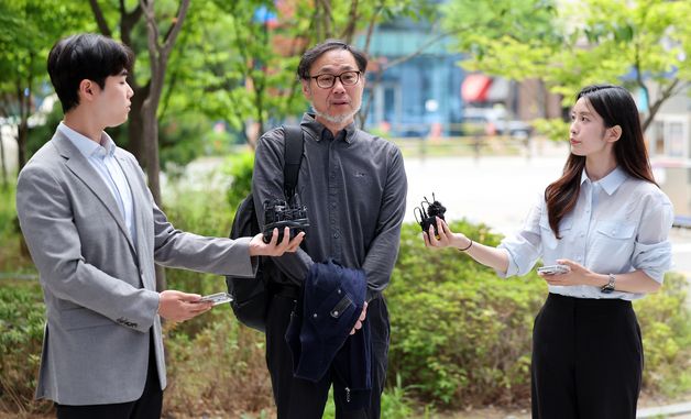 '투표지 부족' 고발인 조사 출석하는 김순환 서민위 사무총장