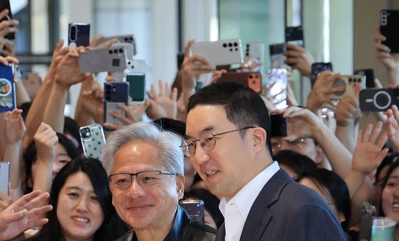 LG 방문한 '젠슨 황'