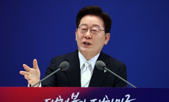 답변하는 이재명 대통령