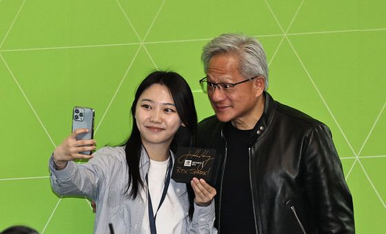젠슨 황 CEO와 함께