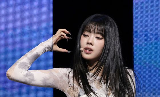 이즈나 코코, 에너지 가득한 무대