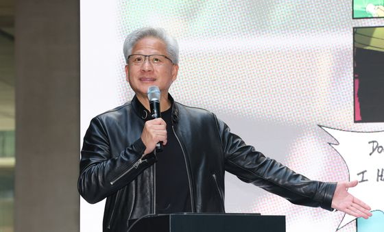 인사말 하는 젠슨 황