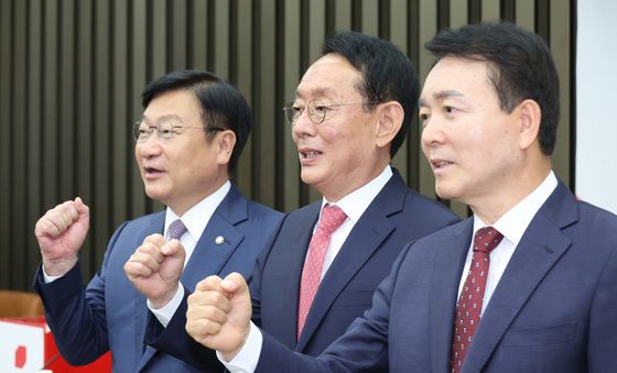 초재선 의원 초청 간담회 참석한 국민의힘 원내대표 후보들