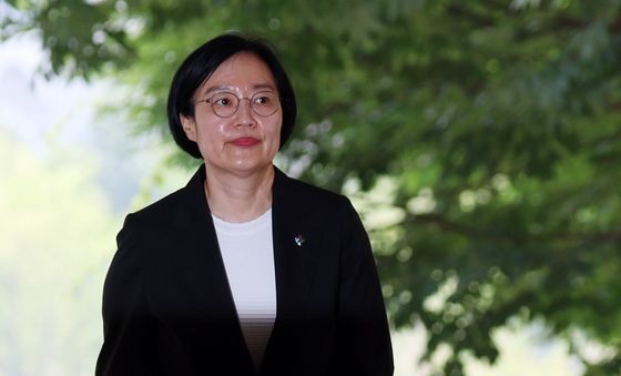 한성숙 국무총리 첫 등청