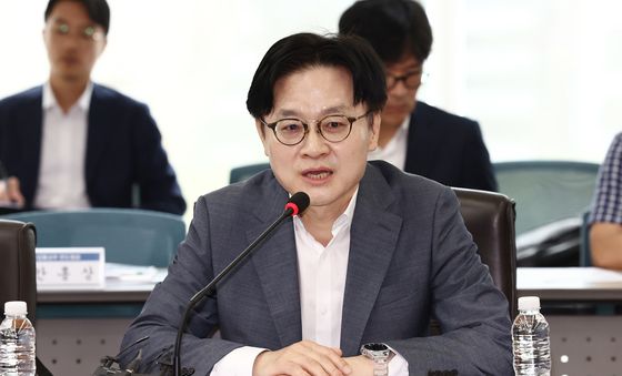 민관 합동간담회서 인사말 하는 김정관 산업부 장관