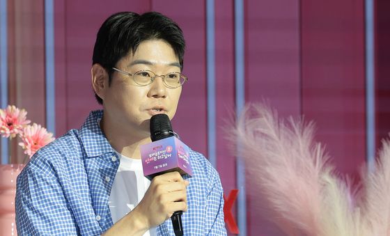 인사말 하는 원승재 PD