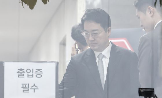 종합특검 조사실 향하는 심우정 전 검찰총장