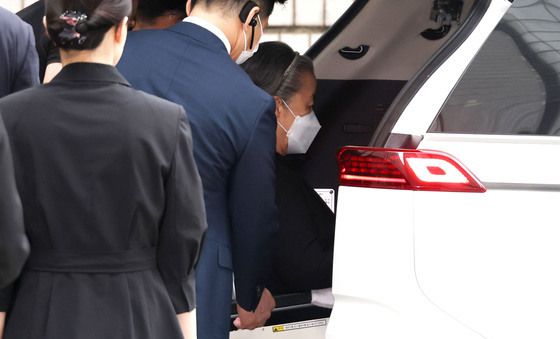 '정교유착' 한학자 통일교 총재, 결심 공판 출석