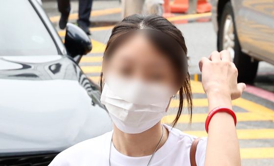 잠실 개표소 '올다르크' 경찰 피의자 조사 출석