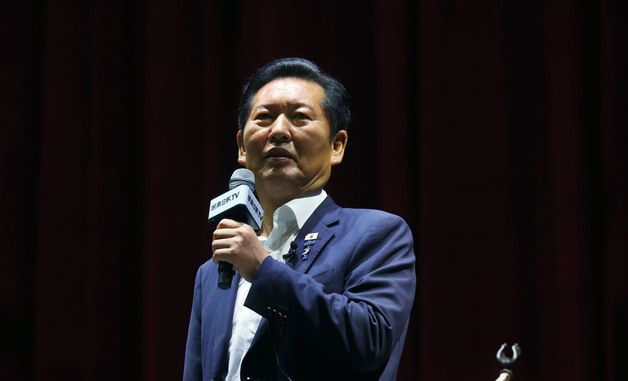 정청래, '국민이 지킨 나라, 민주적 국민정당' 특강