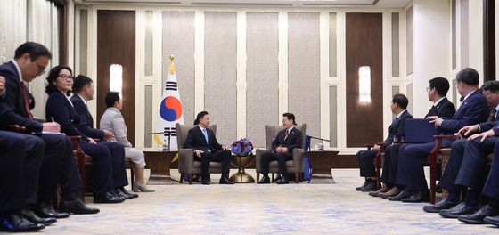 이재명 대통령, 몽골 총리와 환담