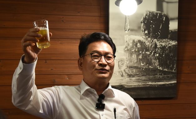 건배사 하는 송영길 의원
