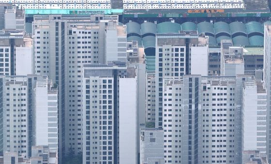 정부, 가계대출 관리 기조 유지…청년층엔 주담대 완화 검토