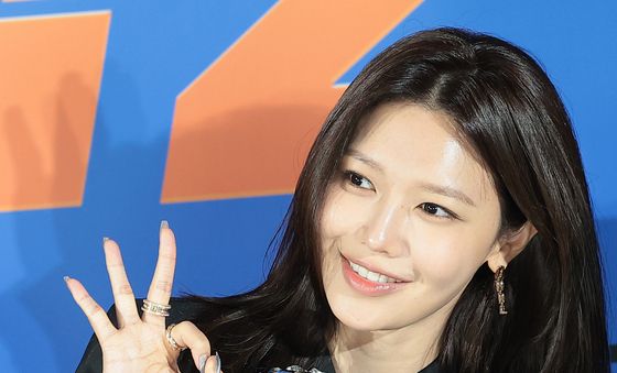최수영, 예쁨 오케이