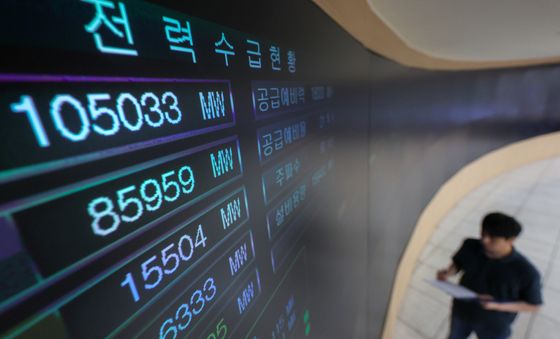 폭염에 분주한 한전