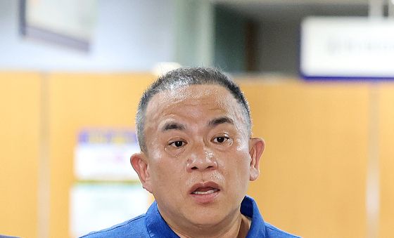 법원 출석하는 명태균