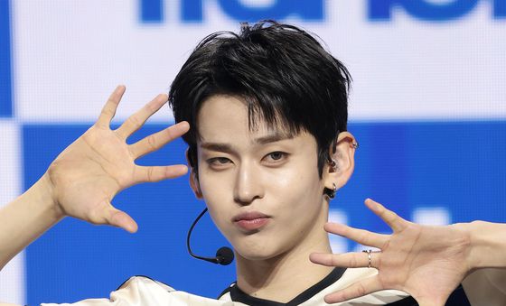 토와, 섹시 복근 살짝