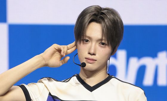 아이덴티티 김성준, 말랑말랑 눈빛