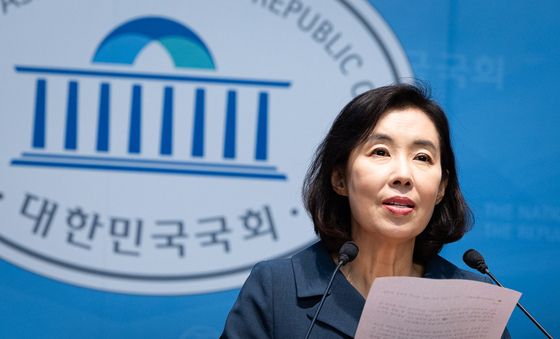 민주, '윤 전 대통령 정치자금법 위반 2년 선고, 국민주권 바로 세운 역사적 판결'