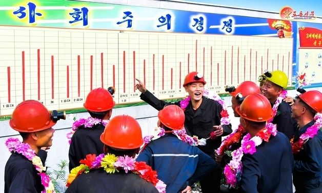 北 "평남탄전 부글부글"…각지 탄광 2년분 계획 수행 결의