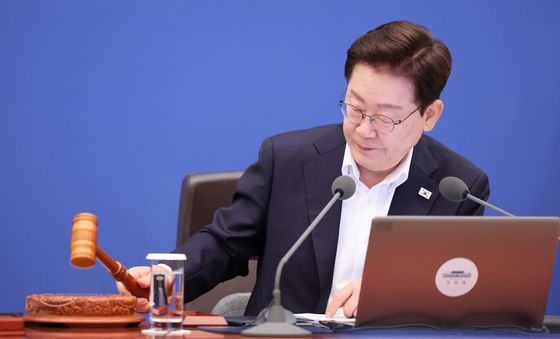 국무회의 주재하는 이재명 대통령