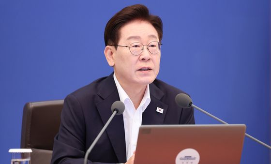 국무회의 발언하는 이재명 대통령