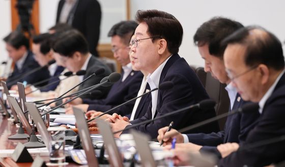 국무회의 발언하는 이재명 대통령