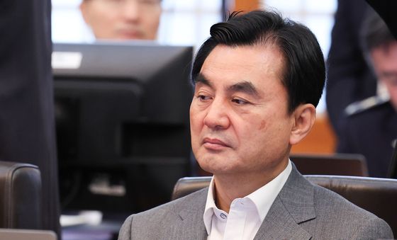 국무회의 참석한 안규백 장관