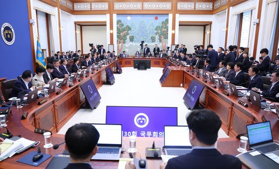 국무회의 주재하는 이재명 대통령