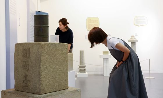 농업박물관에서 열린 '농심을 헤아리는 그릇 측우기' 특별전