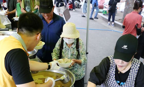 삼계탕 드시고 여름을 건강하게