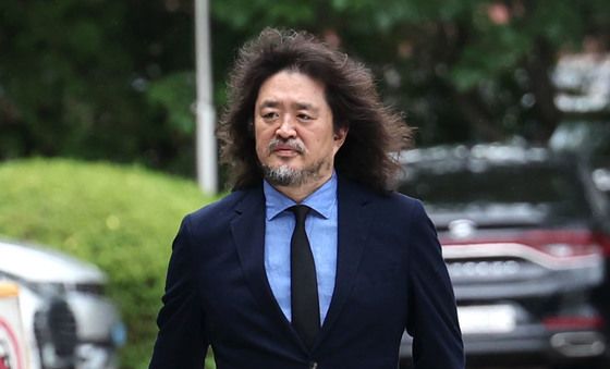 북부지법 출석하는 김어준
