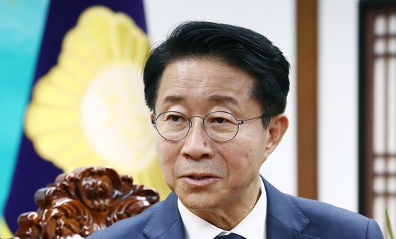 죄교진 교육부 장관 접견하는 조정식 국회의장