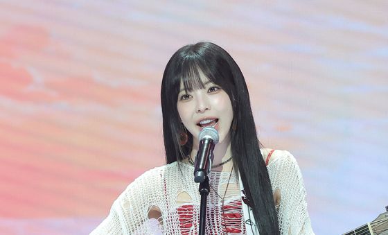 주니엘, 안구정화 무대