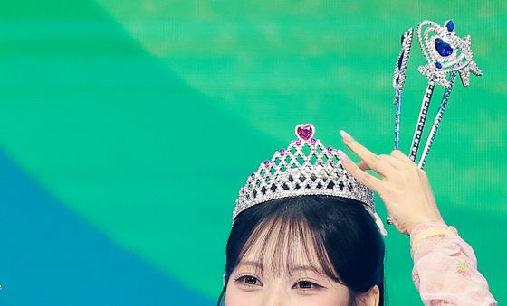리센느 리브, 왕관 쓰고 음방 1위 기쁨 만끽