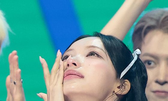 리센느 원이, 쏟아지는 눈물