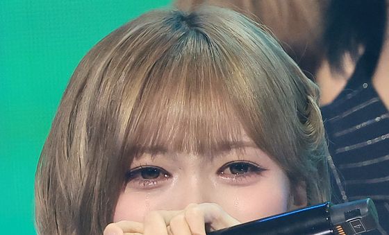 리센느 메이, 붉어진 눈시울