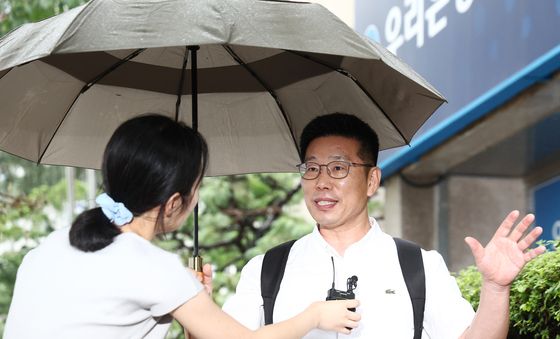 조성현 대령, 내란 중요임무 종사 혐의 피의자 조사 출석