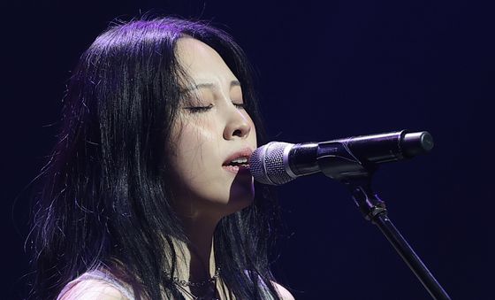 권진아의 열창