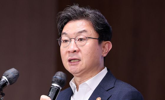 모두 발언하는 이억원 금융위원장