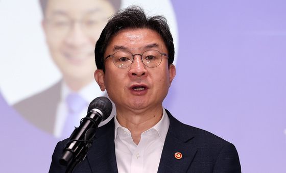 이억원 금융위원장 "주택 수요·공급 위한 금융 역할 조화시켜야"