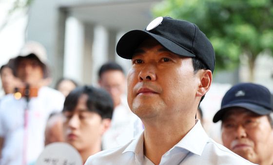 재선거 요구 집회 참석한 장동혁