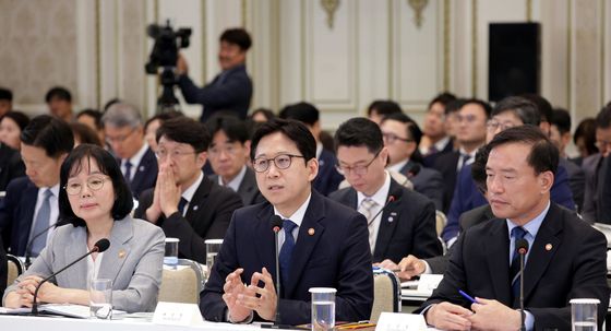 보고하는 배경훈 괴기정통부 장관