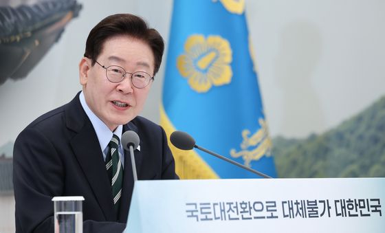 이재명 대통령, 국토부·농림부·해수부 업무보고