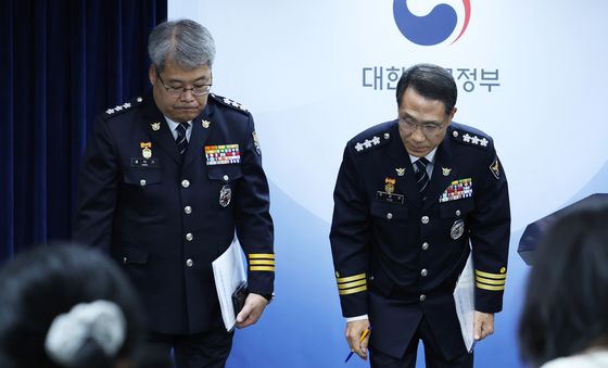 '장윤기 사태' 고개 숙인 경찰 수뇌부