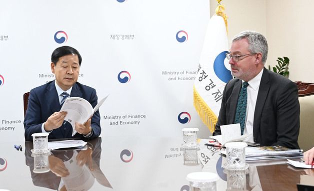 구윤철 경제부총리, OECD 방한단 면담
