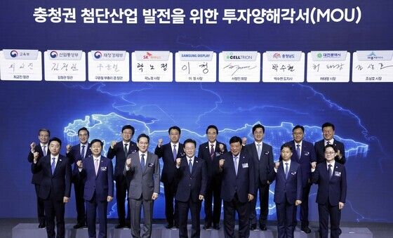 기념촬영 하는 이재명 대통령