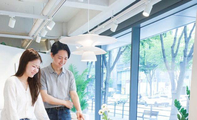 현대리바트, 천연 원목으로 만든 식탁 새 제품 '오트밀'선보여