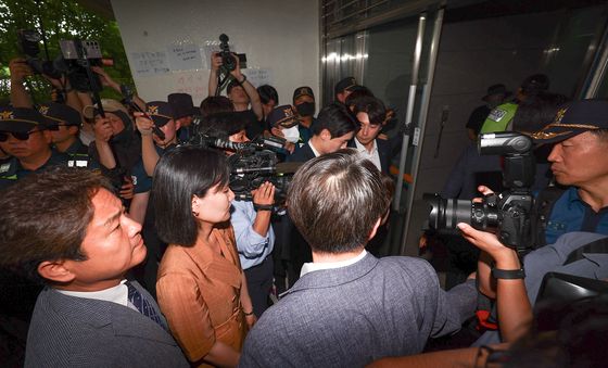 국조특위, 올림픽공원 '잠실개표소' 진입 대기