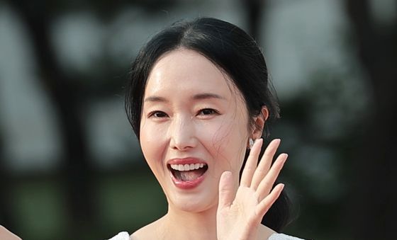 이정현, 밝은 미소